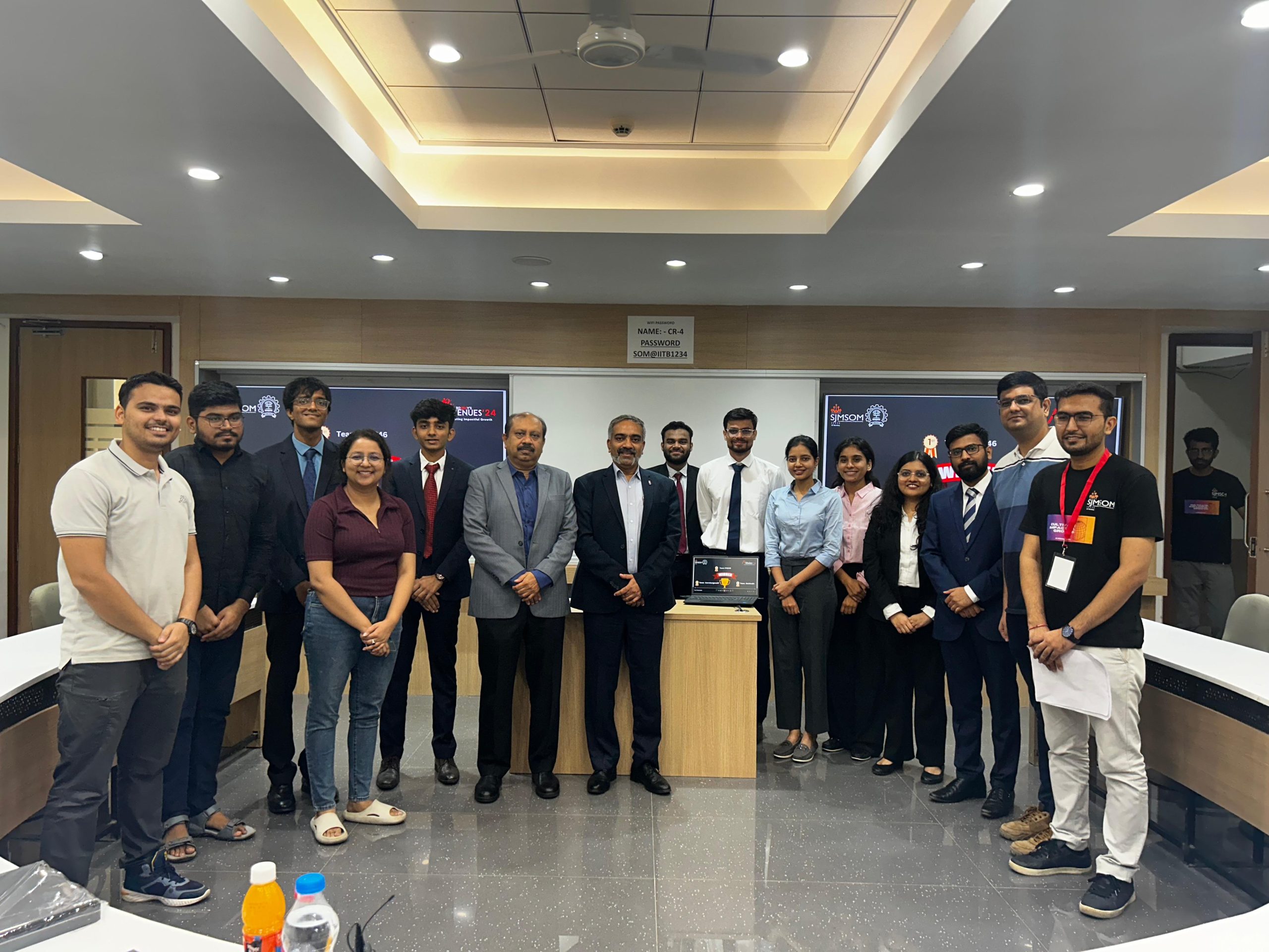 Teams presenting at Avenues