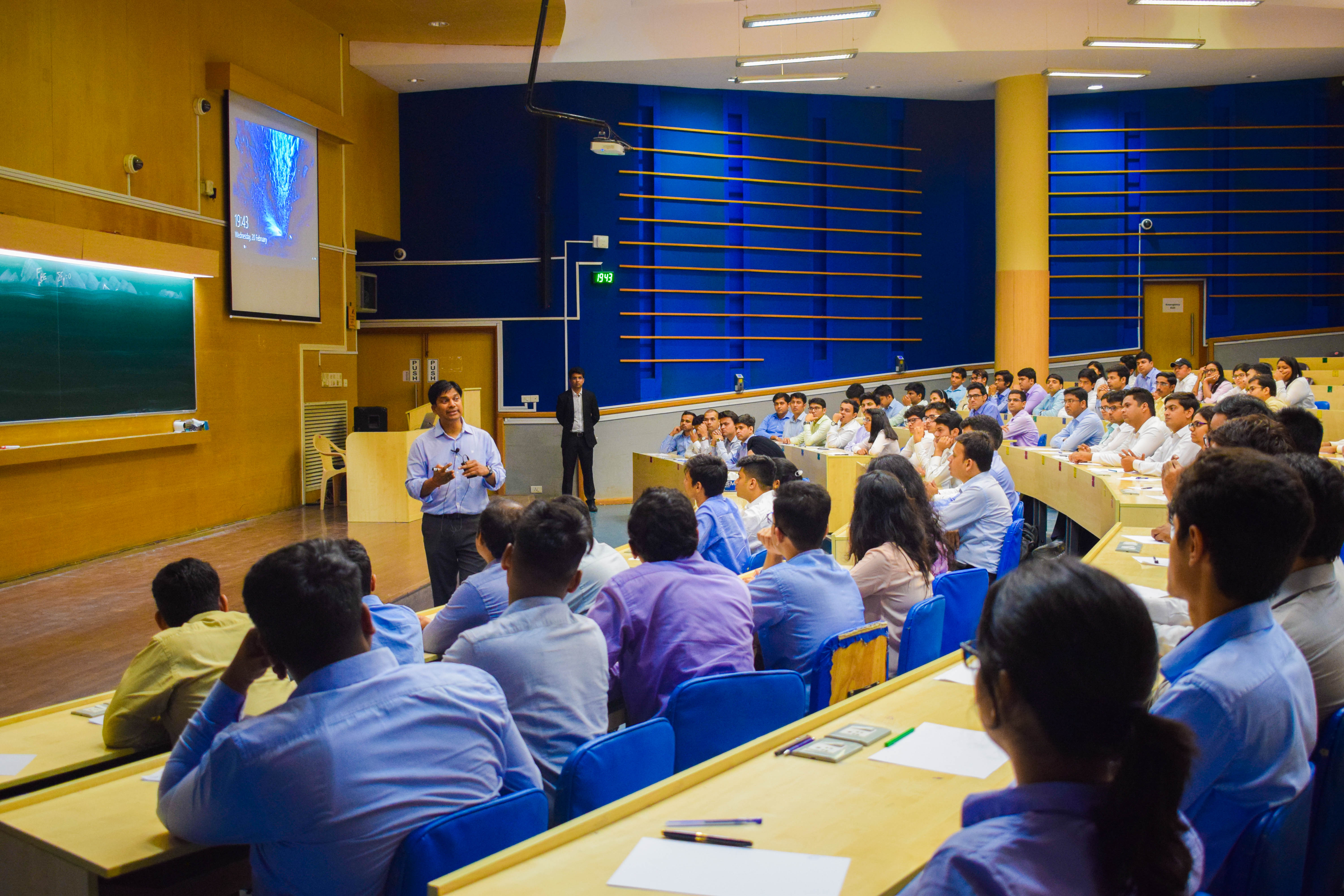 IIT Bombay's B-School SJMSOM Begins Class Of 2019 With 46 Per Cent